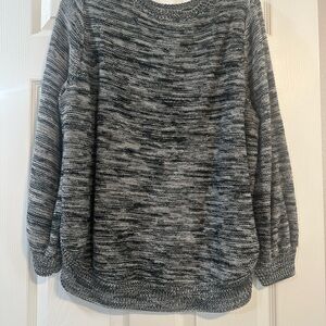 Women's Black and Gray Sweater